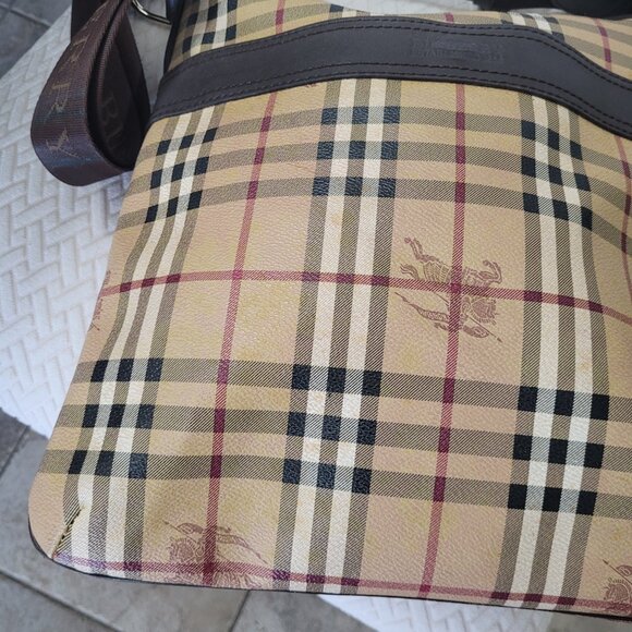 RARE*BURBERRY* NOVA CHECK*UNISEX*LARGE CROSSBODY WITH ADJUSTABLE STRAP - Picture 15 of 16